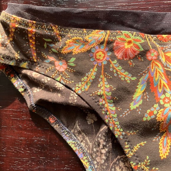 NEW SHAN BROWN FLORAL BIKINI - Picture 12 of 16